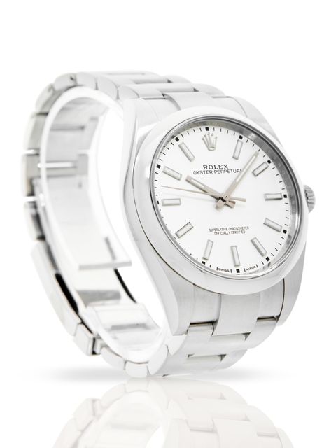 Rolex Oyster Perpetual 114300 Image 3